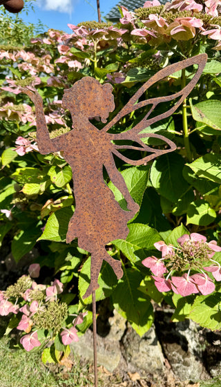 Elfe mit Kusshand als Gartenstecker -groß-