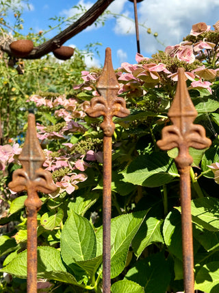 Gartenstecker mit Zierspitze